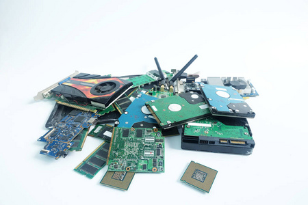 計算機硬件的歸宿 當科技廢品遇上垃圾分類新視界